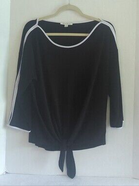 Studio Works Black w White Trim Lightweight Stretchy Pullover Top w Tie Size L